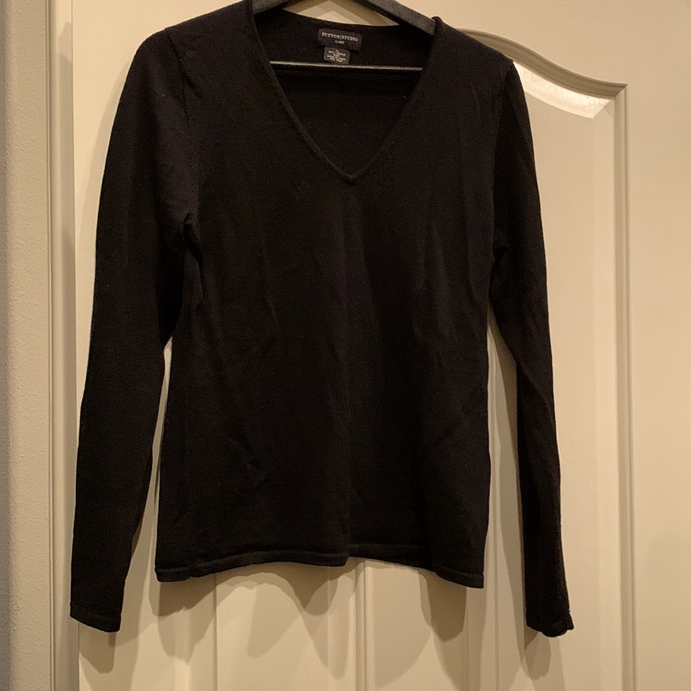 Long Sleeve, V-Neck, Black, MERINO WOOL by Sutton Studio Bloomies. “XL” SWEATER